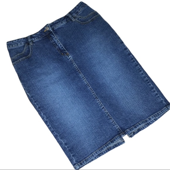 Newport News Dresses & Skirts - Newport News Jeanology Denim Skirt, Size 10